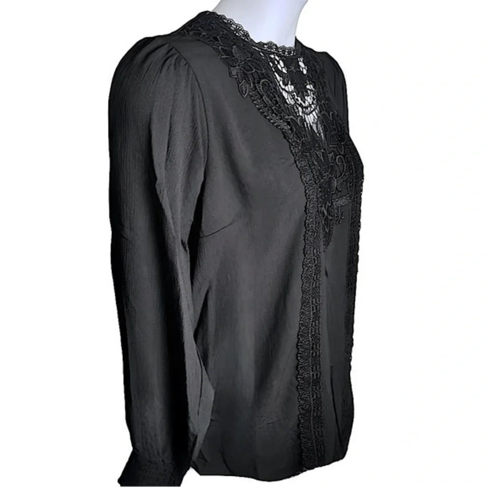 TORRID Black Crinkle Gauze Crochet‎ Blouse NWT